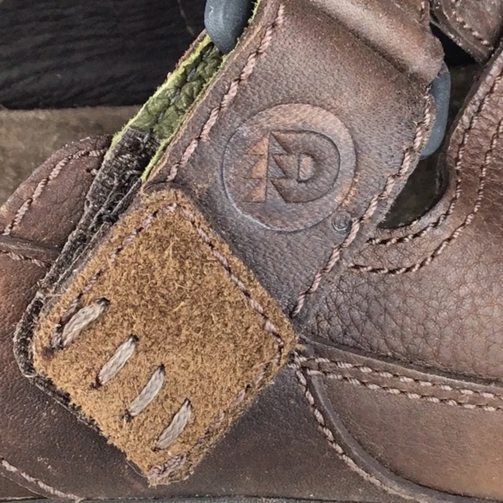 Dunham Brown Leather Adjustable Slip‎ On Fisherman Sandals Size 11D